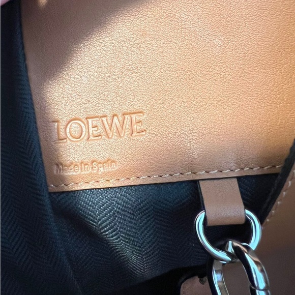 Loewe hammock bag like brandnew - Picture 5 of 5
